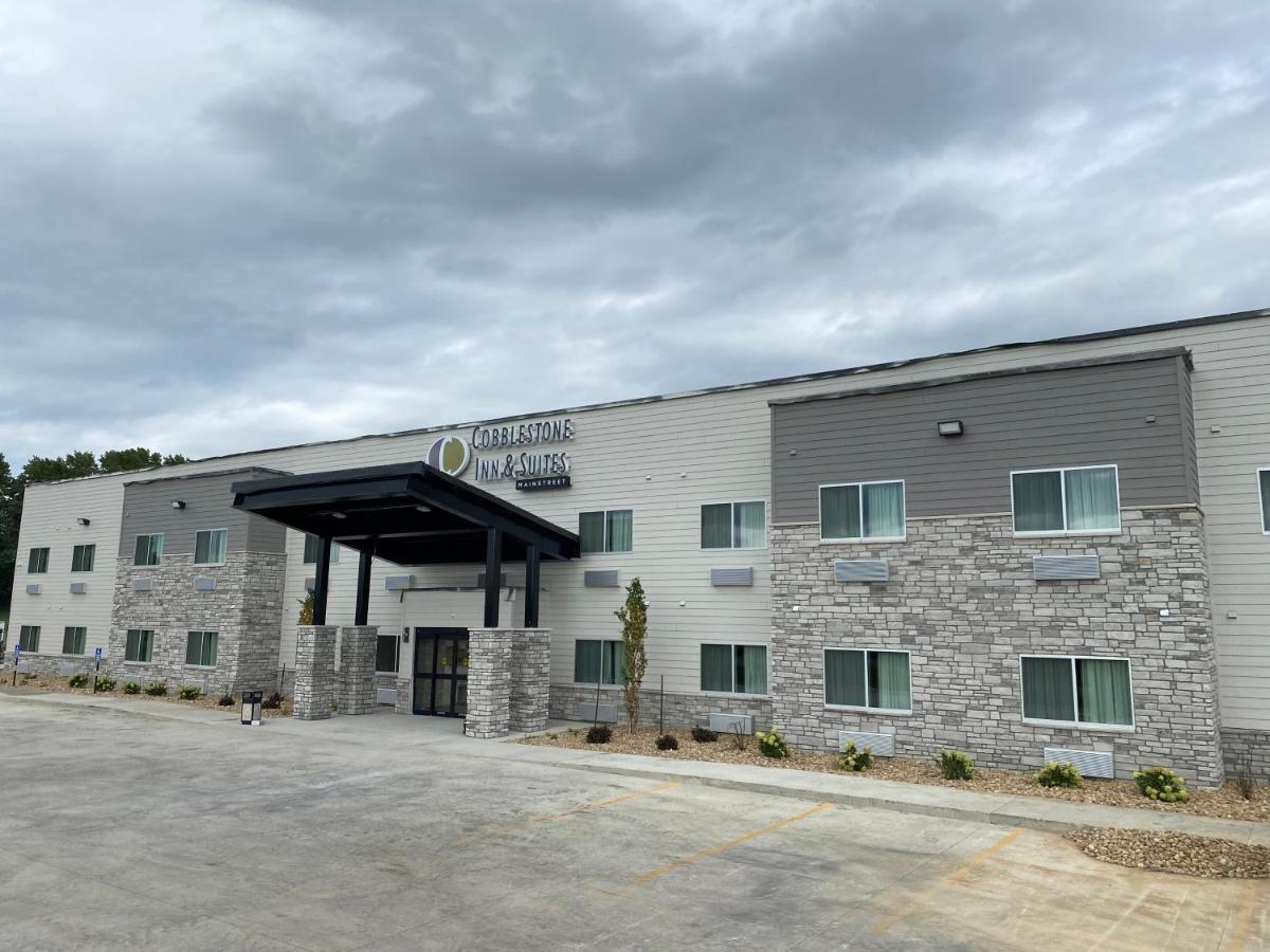 Cobblestone Inn & Suites - Forest City Esterno foto
