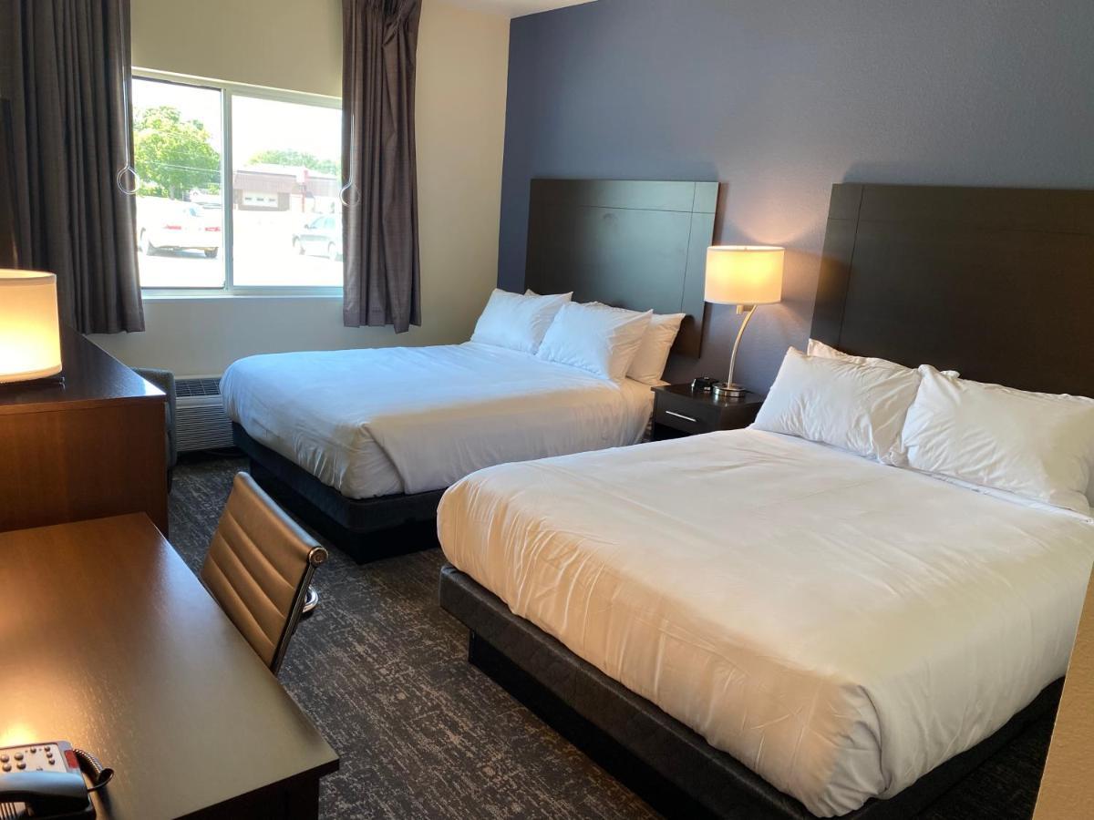 Cobblestone Inn & Suites - Forest City Esterno foto