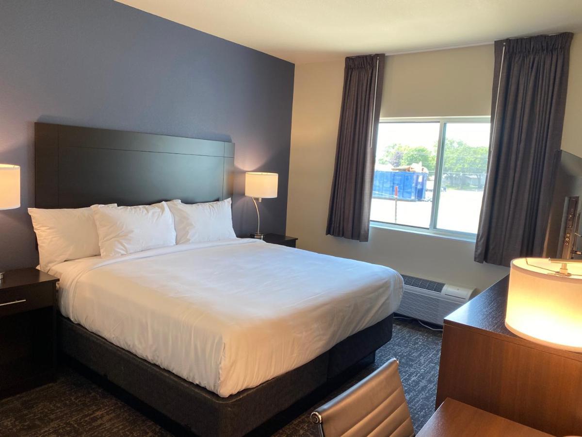Cobblestone Inn & Suites - Forest City Esterno foto