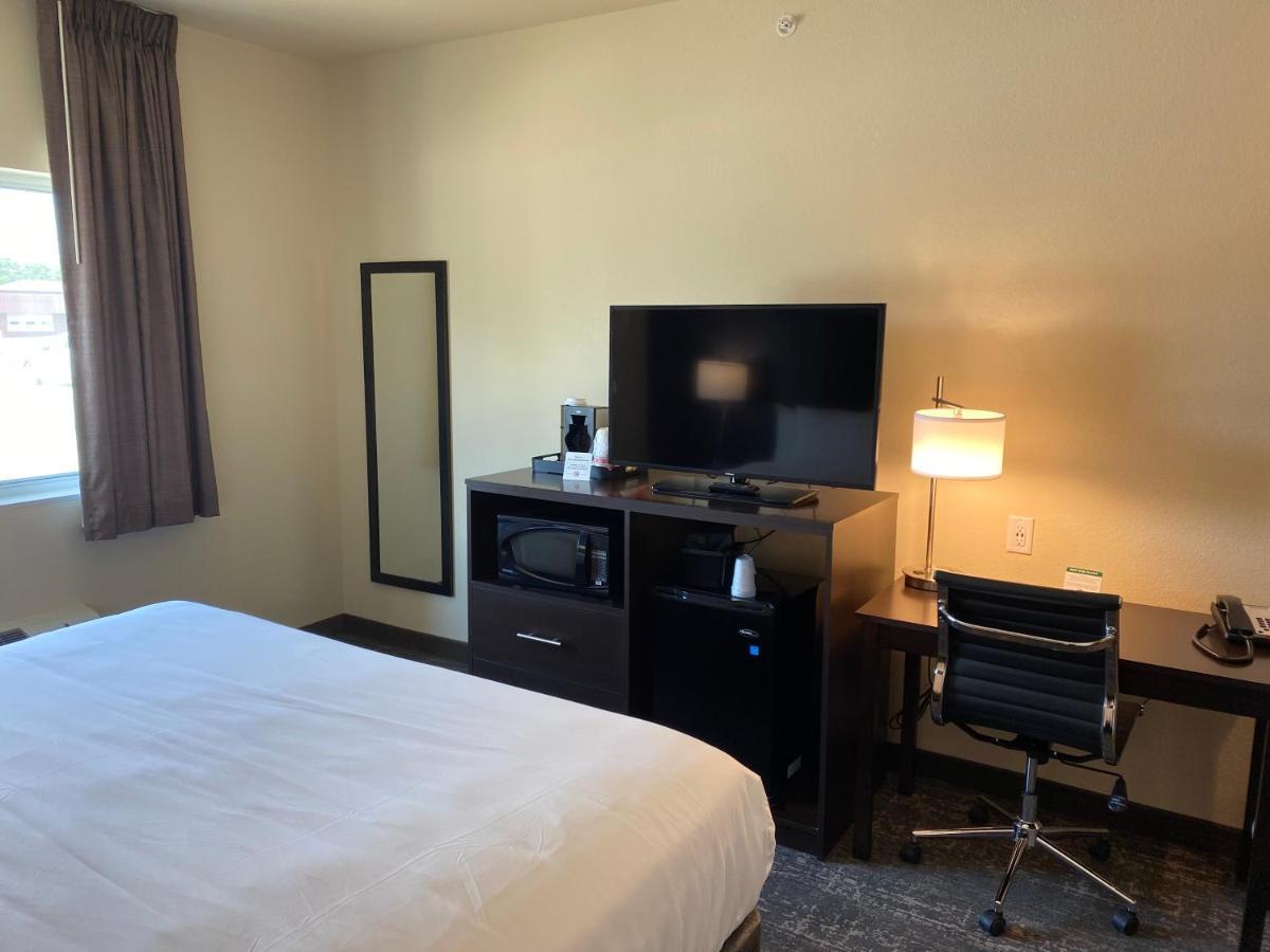 Cobblestone Inn & Suites - Forest City Esterno foto